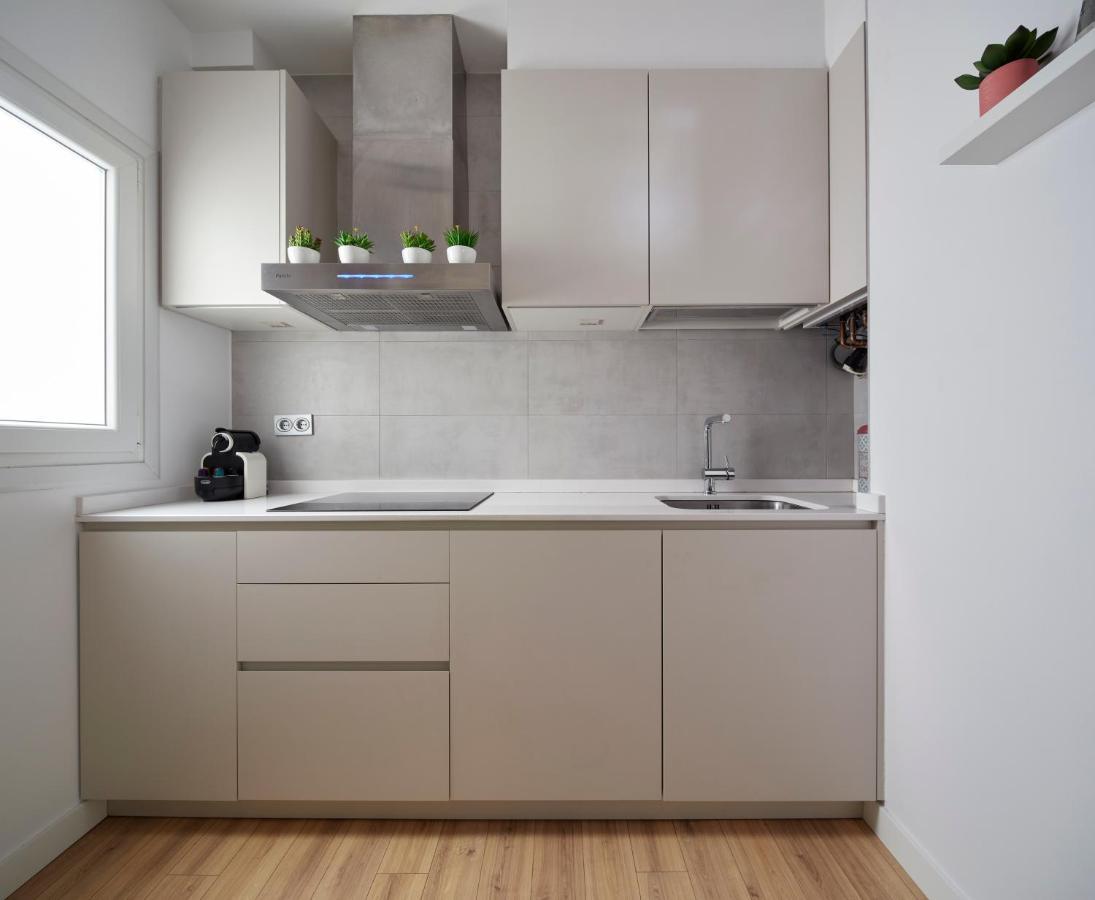 Concha Suite Brand New & Style San Sebastian Bagian luar foto